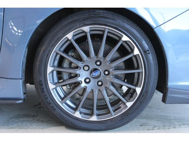 レヴォーグ ２．０ＳＴＩスポーツアイサイト　禁煙車　純正８インチナビ　サイドバックカメラ　フルセグＴＶ　シートヒーター　赤革シート　メモリー付きパワーシート　アイサイトセーフティプラス　デジタルインナーミラー　ＬＥＤヘッドライト　ＥＴＣ　ＢＳＭ（23枚目）