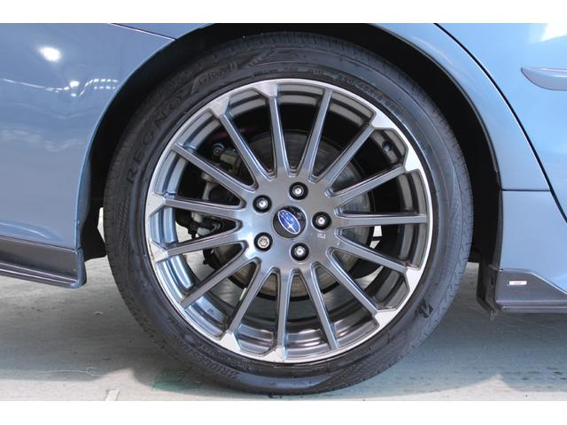 レヴォーグ ２．０ＳＴＩスポーツアイサイト　禁煙車　純正８インチナビ　サイドバックカメラ　フルセグＴＶ　シートヒーター　赤革シート　メモリー付きパワーシート　アイサイトセーフティプラス　デジタルインナーミラー　ＬＥＤヘッドライト　ＥＴＣ　ＢＳＭ（24枚目）