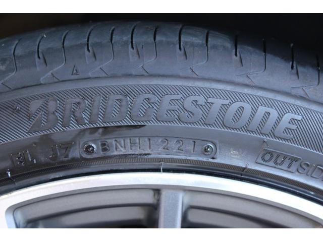 レヴォーグ ２．０ＳＴＩスポーツアイサイト　禁煙車　純正８インチナビ　サイドバックカメラ　フルセグＴＶ　シートヒーター　赤革シート　メモリー付きパワーシート　アイサイトセーフティプラス　デジタルインナーミラー　ＬＥＤヘッドライト　ＥＴＣ　ＢＳＭ（27枚目）