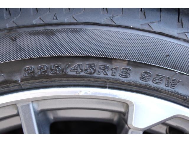 レヴォーグ ２．０ＳＴＩスポーツアイサイト　禁煙車　純正８インチナビ　サイドバックカメラ　フルセグＴＶ　シートヒーター　赤革シート　メモリー付きパワーシート　アイサイトセーフティプラス　デジタルインナーミラー　ＬＥＤヘッドライト　ＥＴＣ　ＢＳＭ（28枚目）