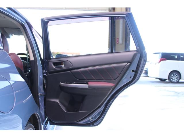 レヴォーグ ２．０ＳＴＩスポーツアイサイト　禁煙車　純正８インチナビ　サイドバックカメラ　フルセグＴＶ　シートヒーター　赤革シート　メモリー付きパワーシート　アイサイトセーフティプラス　デジタルインナーミラー　ＬＥＤヘッドライト　ＥＴＣ　ＢＳＭ（31枚目）