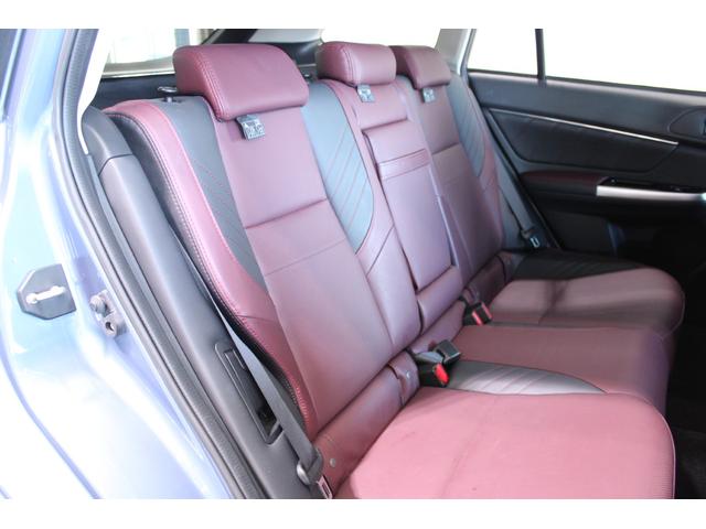 レヴォーグ ２．０ＳＴＩスポーツアイサイト　禁煙車　純正８インチナビ　サイドバックカメラ　フルセグＴＶ　シートヒーター　赤革シート　メモリー付きパワーシート　アイサイトセーフティプラス　デジタルインナーミラー　ＬＥＤヘッドライト　ＥＴＣ　ＢＳＭ（40枚目）