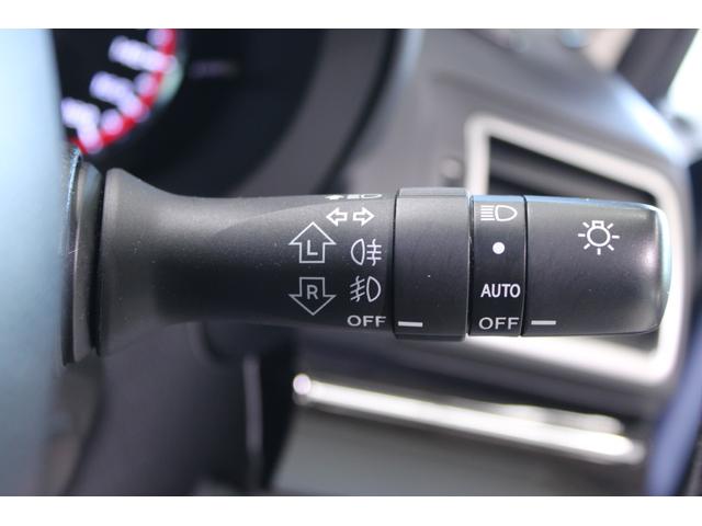 レヴォーグ ２．０ＳＴＩスポーツアイサイト　禁煙車　純正８インチナビ　サイドバックカメラ　フルセグＴＶ　シートヒーター　赤革シート　メモリー付きパワーシート　アイサイトセーフティプラス　デジタルインナーミラー　ＬＥＤヘッドライト　ＥＴＣ　ＢＳＭ（50枚目）