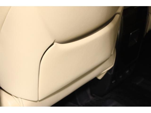 アルファード ３．５ＧＦ　禁煙車　サンルーフ　１０．５インチ純正ナビ　フルセグＴＶ　全周囲カメラ　ＪＢＬサウンド　純正１２インチ後席モニター　シートヒーター　ベージュ革シート　両側電動スライドドア　電動リアゲート　純正１７ＡＷ（50枚目）