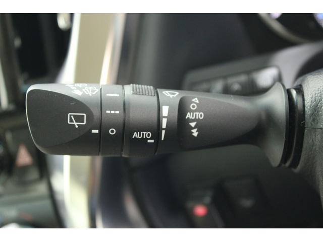 アルファード ３．５ＧＦ　禁煙車　サンルーフ　１０．５インチ純正ナビ　フルセグＴＶ　全周囲カメラ　ＪＢＬサウンド　純正１２インチ後席モニター　シートヒーター　ベージュ革シート　両側電動スライドドア　電動リアゲート　純正１７ＡＷ（54枚目）