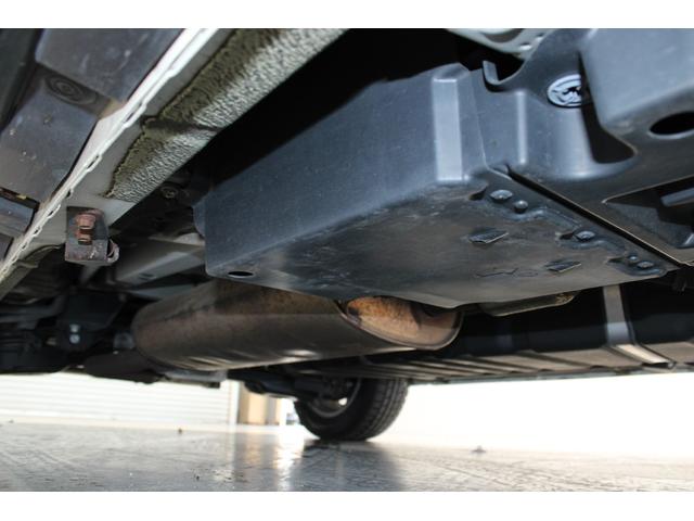 アルファード ３．５ＧＦ　禁煙車　サンルーフ　１０．５インチ純正ナビ　フルセグＴＶ　全周囲カメラ　ＪＢＬサウンド　純正１２インチ後席モニター　シートヒーター　ベージュ革シート　両側電動スライドドア　電動リアゲート　純正１７ＡＷ（69枚目）