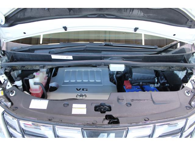 アルファード ３．５ＧＦ　禁煙車　サンルーフ　１０．５インチ純正ナビ　フルセグＴＶ　全周囲カメラ　ＪＢＬサウンド　純正１２インチ後席モニター　シートヒーター　ベージュ革シート　両側電動スライドドア　電動リアゲート　純正１７ＡＷ（72枚目）