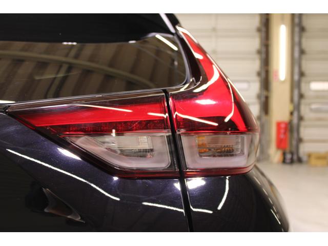 エクリプスクロスＰＨＥＶ Ｇリミテッドエディション　禁煙車　純正ナビ　フルセグＴＶ　バックカメラ　シートヒーター　ｅアシストマイパイロット　ＬＥＤヘッドライト　ＥＴＣ　クリアランスソナー　Ｂｌｕｅｔｏｏｔｈ接続　オートライト　オートハイビーム（20枚目）