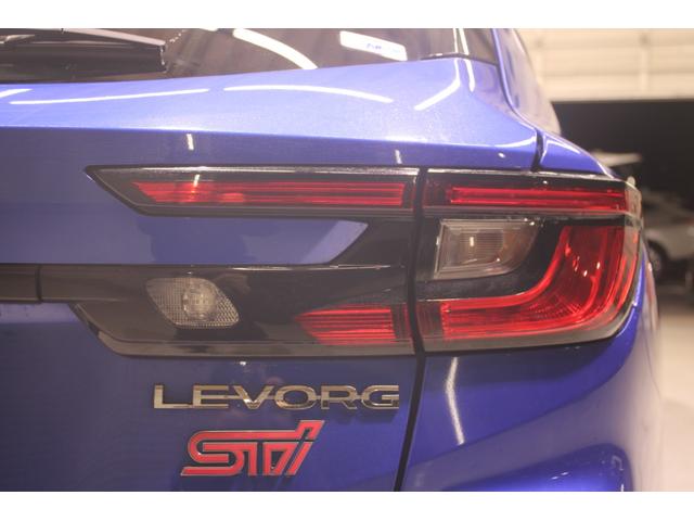 レヴォーグ STIスポーツ EX 禁煙車 純正11.6型インチナビ フルセグTV フロントサイドバックカメラ スマートリアビューミラー 電動リアゲート シートヒーター 赤黒革シート メモリー付きパワーシート STIフルエアロ ETC(20枚目)