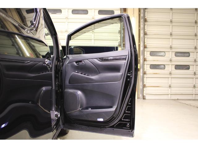 アルファード 2.5S Cパッケージ 禁煙車 純正9インチナビ フルセグTV 後席モニター 両側電動ドア デジタルインナーミラー ブラインドスポットモニター 電動Rゲート パワーシート レーダークルーズコントロール ETC(31枚目)