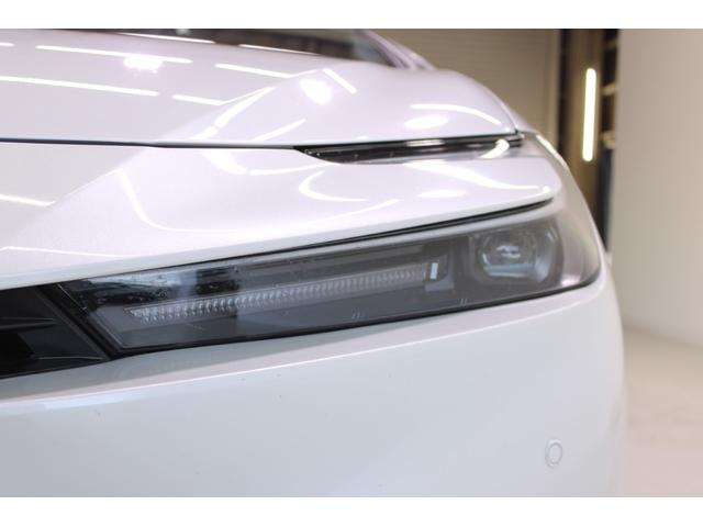 プリウス Z 禁煙車 サンルーフ 純正12.3型ディスプレイオーディオプラス フルセグTV 全周囲カメラ 寒冷地仕様 温冷黒革シート ステアリングヒーター 100V電源 ブラインドスポットモニター 電動リアゲート(17枚目)