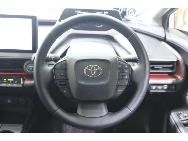 プリウス Z 禁煙車 サンルーフ 純正12.3型ディスプレイオーディオプラス フルセグTV 全周囲カメラ 寒冷地仕様 温冷黒革シート ステアリングヒーター 100V電源 ブラインドスポットモニター 電動リアゲート(47枚目)