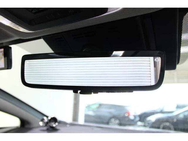 プリウス Z 禁煙車 サンルーフ 純正12.3型ディスプレイオーディオプラス フルセグTV 全周囲カメラ 寒冷地仕様 温冷黒革シート ステアリングヒーター 100V電源 ブラインドスポットモニター 電動リアゲート(63枚目)