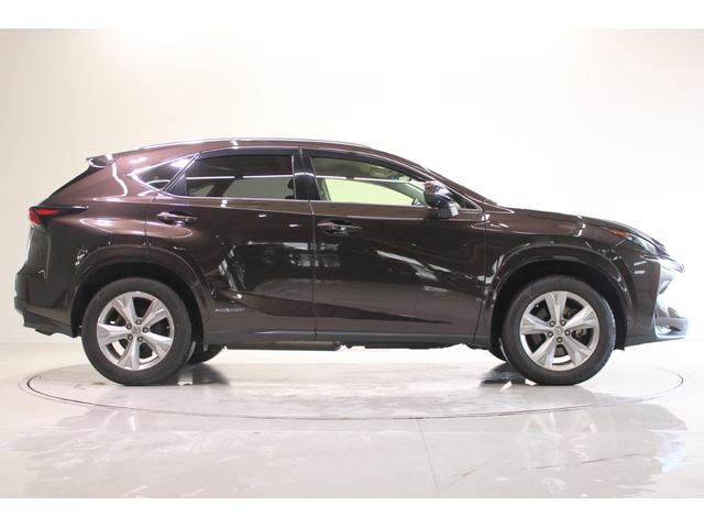 LEXUS NX NX300H VERSION L