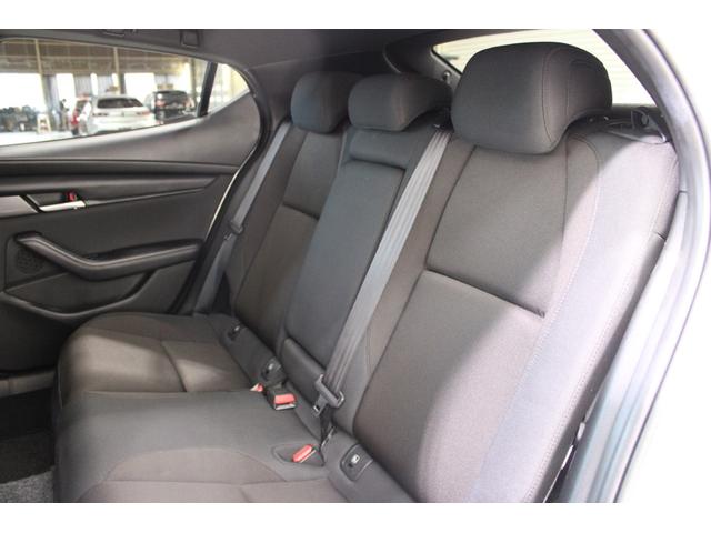 MAZDA3ファストバック 15C 禁煙車 純正8.8インチナビ バックカメラ レーダークルーズコントロール LEDヘッドライト HDMI接続 ブラインドスポットモニター ヘッドアップディスプレイ Bluetooth接続 ETC(43枚目)
