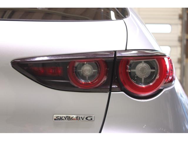 MAZDA3ファストバック 禁煙車 純正8.8インチナビ バックカメラ ブラインドスポットモニター ヘッドアップディスプレイ レーダークルーズ HDMI接続 LEDヘッドライト オートハイビーム Bluetooth接続 ETC(20枚目)