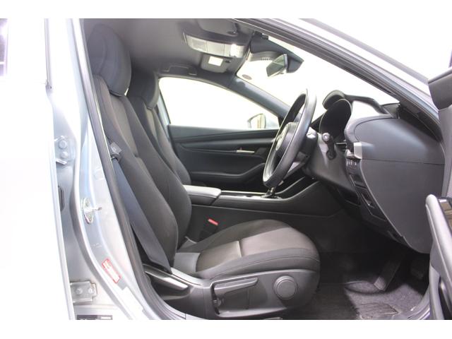 MAZDA3ファストバック 禁煙車 純正8.8インチナビ バックカメラ ブラインドスポットモニター ヘッドアップディスプレイ レーダークルーズ HDMI接続 LEDヘッドライト オートハイビーム Bluetooth接続 ETC(37枚目)