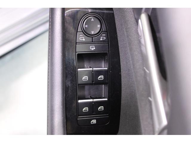 MAZDA3ファストバック 禁煙車 純正8.8インチナビ バックカメラ ブラインドスポットモニター ヘッドアップディスプレイ レーダークルーズ HDMI接続 LEDヘッドライト オートハイビーム Bluetooth接続 ETC(52枚目)