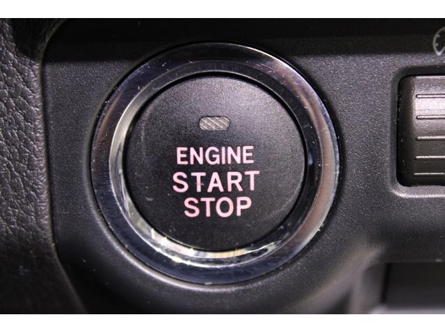 フォレスター ２．０ＸＴ　アイサイト　禁煙車　カロッツェリアナビ　バックカメラ　パドルシフト　シートヒーター　ＨＩＤヘッド　ビルトインＥＴＣ　フォグライト　パワーシート　純正１８アルミホイール　スマートキー　レーダークルーズ　４ＷＤ（7枚目）