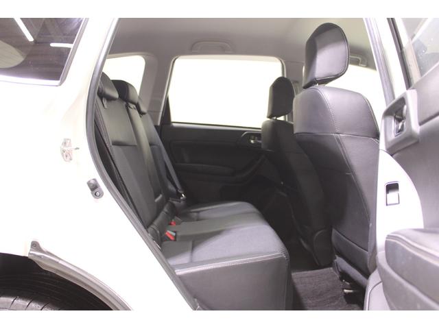 フォレスター ２．０ＸＴ　アイサイト　禁煙車　カロッツェリアナビ　バックカメラ　パドルシフト　シートヒーター　ＨＩＤヘッド　ビルトインＥＴＣ　フォグライト　パワーシート　純正１８アルミホイール　スマートキー　レーダークルーズ　４ＷＤ（37枚目）