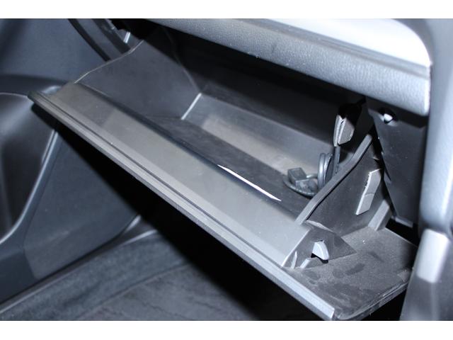 フォレスター ２．０ＸＴ　アイサイト　禁煙車　カロッツェリアナビ　バックカメラ　パドルシフト　シートヒーター　ＨＩＤヘッド　ビルトインＥＴＣ　フォグライト　パワーシート　純正１８アルミホイール　スマートキー　レーダークルーズ　４ＷＤ（67枚目）