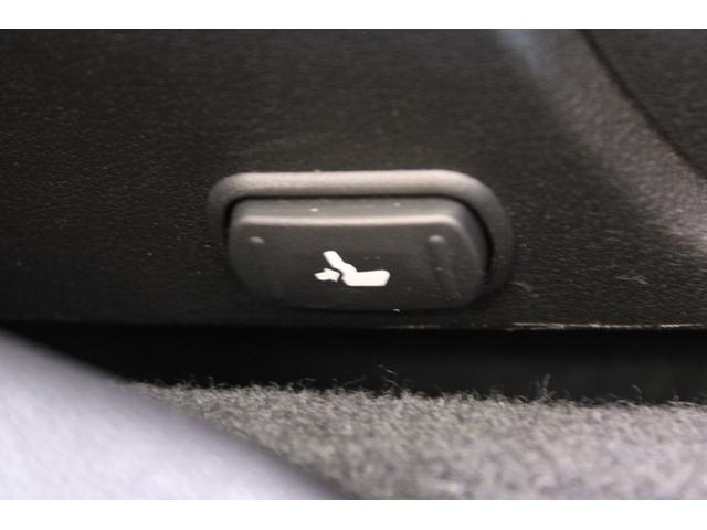 レヴォーグ ２．０ＳＴＩスポーツアイサイト　禁煙車　後期型　ＳＴＩフルエアロ　ＤＩＡＴＯＮＥＳＯＵＮＤ８インチナビ　フルセグＴＶ　バックカメラ　デジタルインナーミラー　ブラインドスポットモニター　レーダークルーズコントロール　前席シートヒーター（54枚目）