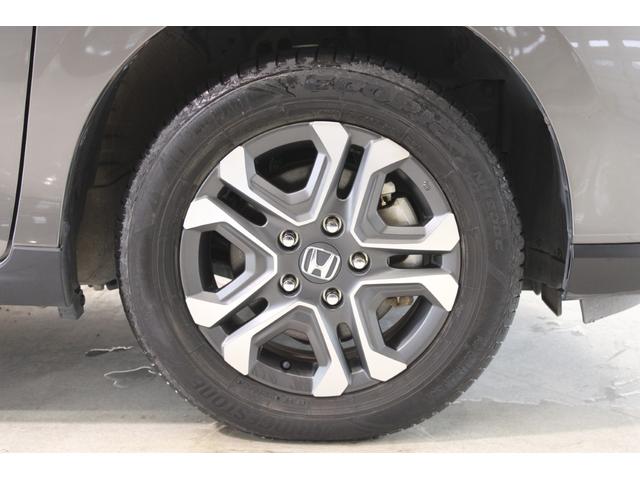 フリード＋ハイブリッド ハイブリッド・クロスターホンダセンシング　禁煙車　ホンダインターナビ　フルセグＴＶ　バックカメラ　シートヒーター　両側パワースライドドア　ＬＥＤヘッドライト　ＬＥＤフォグライト　純正１５インチアルミホイール　ルーフレール　ハーフレザーシート（24枚目）