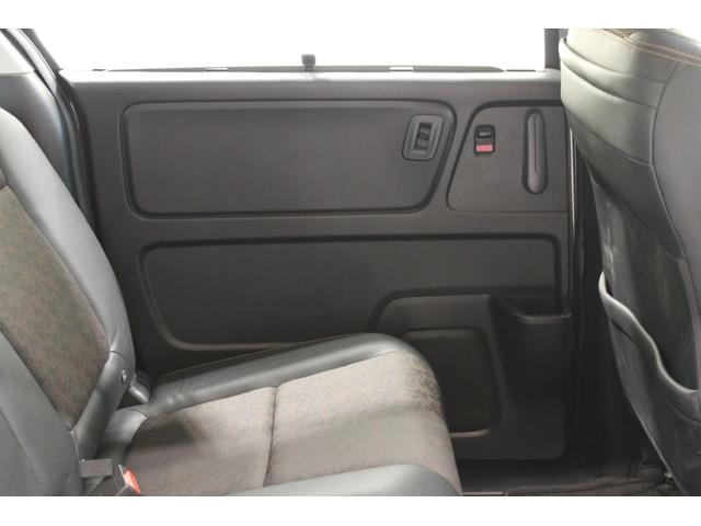 フリード＋ハイブリッド ハイブリッド・クロスターホンダセンシング　禁煙車　ホンダインターナビ　フルセグＴＶ　バックカメラ　シートヒーター　両側パワースライドドア　ＬＥＤヘッドライト　ＬＥＤフォグライト　純正１５インチアルミホイール　ルーフレール　ハーフレザーシート（32枚目）