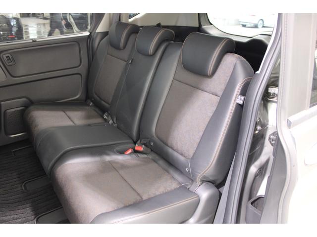 フリード＋ハイブリッド ハイブリッド・クロスターホンダセンシング　禁煙車　ホンダインターナビ　フルセグＴＶ　バックカメラ　シートヒーター　両側パワースライドドア　ＬＥＤヘッドライト　ＬＥＤフォグライト　純正１５インチアルミホイール　ルーフレール　ハーフレザーシート（44枚目）