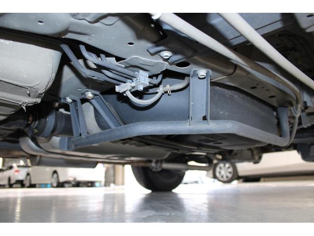 フリード＋ハイブリッド ハイブリッド・クロスターホンダセンシング　禁煙車　ホンダインターナビ　フルセグＴＶ　バックカメラ　シートヒーター　両側パワースライドドア　ＬＥＤヘッドライト　ＬＥＤフォグライト　純正１５インチアルミホイール　ルーフレール　ハーフレザーシート（69枚目）