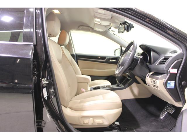 レガシィアウトバック リミテッド　禁煙車　純正８インチナビ　フルセグ　リヤクロストラフィックアラート　ベージュ革パワーシート　シートヒーター　パワーリヤゲート　ＬＥＤヘッドライト　ＬＥＤフォグライト　純正１８ＡＷ　ルーフレール（39枚目）