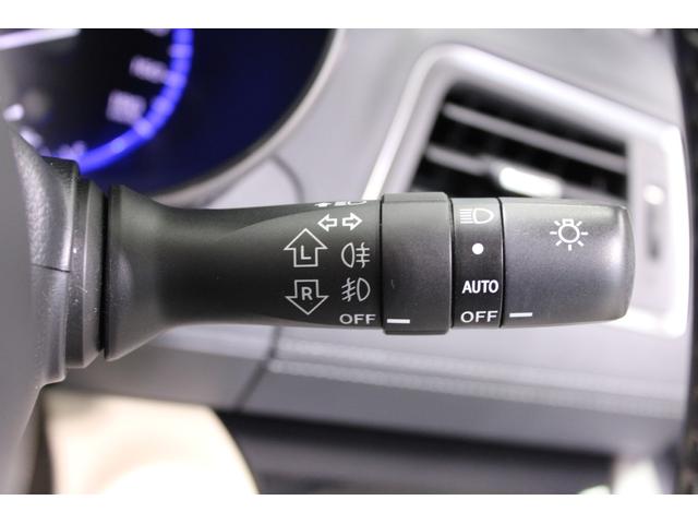 レガシィアウトバック リミテッド　禁煙車　純正８インチナビ　フルセグ　リヤクロストラフィックアラート　ベージュ革パワーシート　シートヒーター　パワーリヤゲート　ＬＥＤヘッドライト　ＬＥＤフォグライト　純正１８ＡＷ　ルーフレール（53枚目）