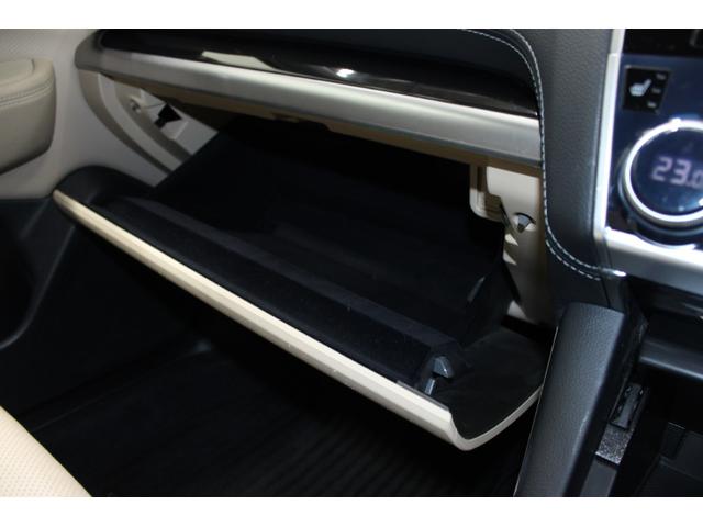 レガシィアウトバック リミテッド　禁煙車　純正８インチナビ　フルセグ　リヤクロストラフィックアラート　ベージュ革パワーシート　シートヒーター　パワーリヤゲート　ＬＥＤヘッドライト　ＬＥＤフォグライト　純正１８ＡＷ　ルーフレール（62枚目）