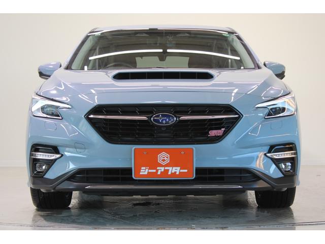 レヴォーグ ＳＴＩスポーツ　ＥＸ　禁煙車　純正１１．６インチナビ　フロントサイドバックカメラ　フルセグＴＶ　アイサイトＸテクノロジー　スマートリアビューカメラ　シートヒーター　赤黒革シート　メモリ付パワーシート　電動リアゲート　ＬＥＤ（9枚目）