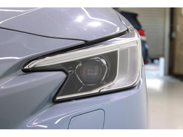 レヴォーグ ＳＴＩスポーツ　ＥＸ　禁煙車　純正１１．６インチナビ　フロントサイドバックカメラ　フルセグＴＶ　アイサイトＸテクノロジー　スマートリアビューカメラ　シートヒーター　赤黒革シート　メモリ付パワーシート　電動リアゲート　ＬＥＤ（17枚目）