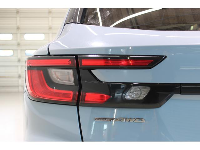 レヴォーグ ＳＴＩスポーツ　ＥＸ　禁煙車　純正１１．６インチナビ　フロントサイドバックカメラ　フルセグＴＶ　アイサイトＸテクノロジー　スマートリアビューカメラ　シートヒーター　赤黒革シート　メモリ付パワーシート　電動リアゲート　ＬＥＤ（21枚目）