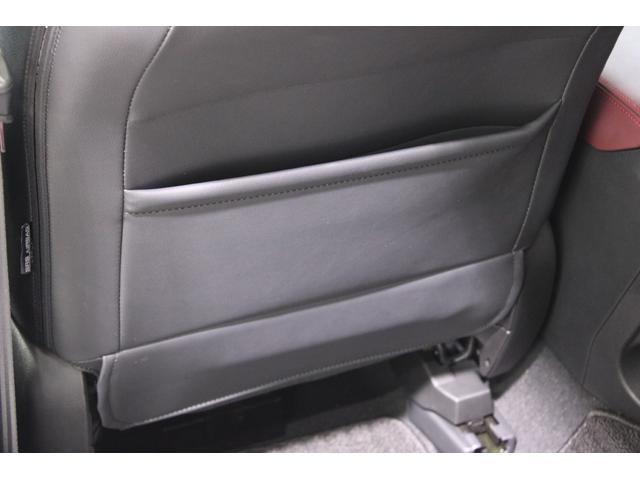 レヴォーグ ＳＴＩスポーツ　ＥＸ　禁煙車　純正１１．６インチナビ　フロントサイドバックカメラ　フルセグＴＶ　アイサイトＸテクノロジー　スマートリアビューカメラ　シートヒーター　赤黒革シート　メモリ付パワーシート　電動リアゲート　ＬＥＤ（48枚目）