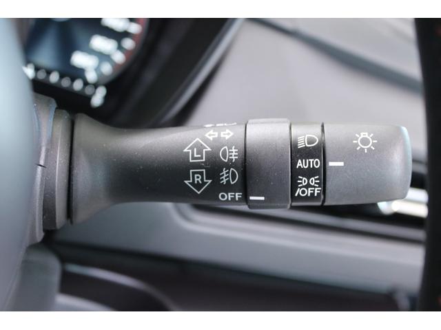 レヴォーグ ＳＴＩスポーツ　ＥＸ　禁煙車　純正１１．６インチナビ　フロントサイドバックカメラ　フルセグＴＶ　アイサイトＸテクノロジー　スマートリアビューカメラ　シートヒーター　赤黒革シート　メモリ付パワーシート　電動リアゲート　ＬＥＤ（52枚目）