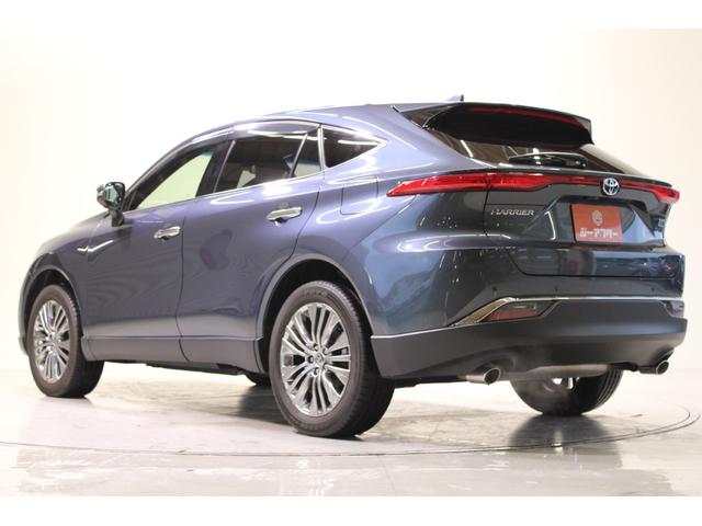 ハリアーハイブリッド Ｚ　レザーパッケージ　禁煙車　調光パノラマルーフ　パノラミックビューモニター　１２．３インチメーカーナビ　ＪＢＬサウンド　フルセグＴＶ　黒革シート　シートヒーター　ベンチレーション　パワーシート　デジタルインナーミラー（12枚目）