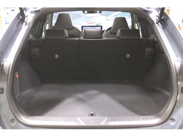 ハリアーハイブリッド Ｚ　レザーパッケージ　禁煙車　調光パノラマルーフ　パノラミックビューモニター　１２．３インチメーカーナビ　ＪＢＬサウンド　フルセグＴＶ　黒革シート　シートヒーター　ベンチレーション　パワーシート　デジタルインナーミラー（34枚目）