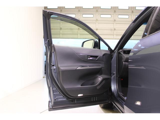 ハリアーハイブリッド Ｚ　レザーパッケージ　禁煙車　調光パノラマルーフ　パノラミックビューモニター　１２．３インチメーカーナビ　ＪＢＬサウンド　フルセグＴＶ　黒革シート　シートヒーター　ベンチレーション　パワーシート　デジタルインナーミラー（37枚目）