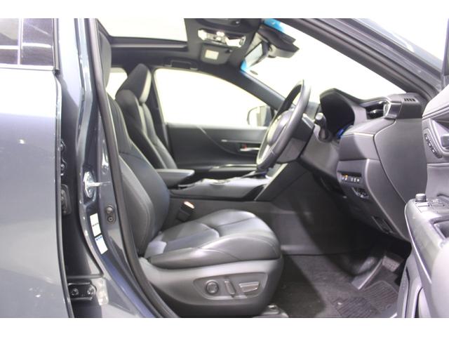 ハリアーハイブリッド Ｚ　レザーパッケージ　禁煙車　調光パノラマルーフ　パノラミックビューモニター　１２．３インチメーカーナビ　ＪＢＬサウンド　フルセグＴＶ　黒革シート　シートヒーター　ベンチレーション　パワーシート　デジタルインナーミラー（38枚目）