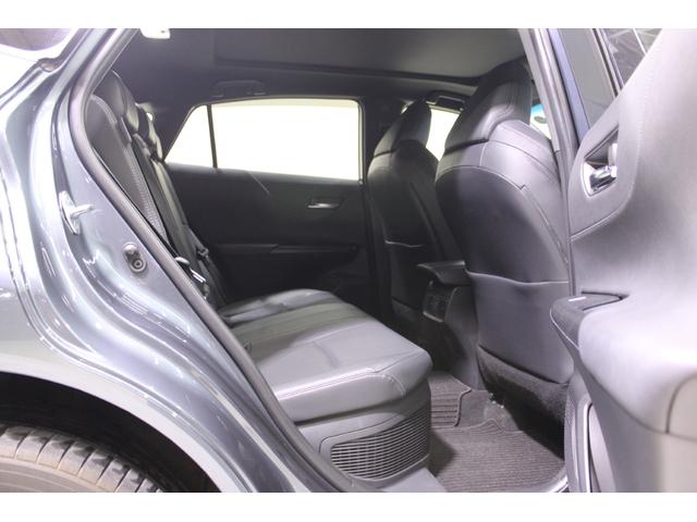 ハリアーハイブリッド Ｚ　レザーパッケージ　禁煙車　調光パノラマルーフ　パノラミックビューモニター　１２．３インチメーカーナビ　ＪＢＬサウンド　フルセグＴＶ　黒革シート　シートヒーター　ベンチレーション　パワーシート　デジタルインナーミラー（40枚目）