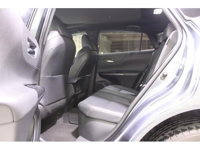 ハリアーハイブリッド Ｚ　レザーパッケージ　禁煙車　調光パノラマルーフ　パノラミックビューモニター　１２．３インチメーカーナビ　ＪＢＬサウンド　フルセグＴＶ　黒革シート　シートヒーター　ベンチレーション　パワーシート　デジタルインナーミラー（42枚目）