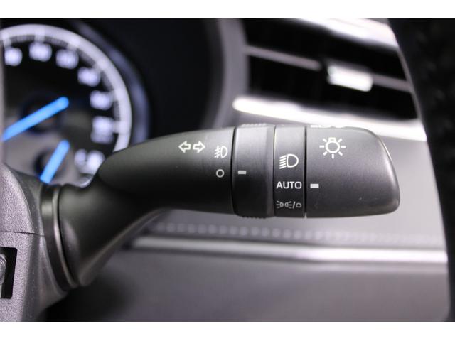 ハリアーハイブリッド Ｚ　レザーパッケージ　禁煙車　調光パノラマルーフ　パノラミックビューモニター　１２．３インチメーカーナビ　ＪＢＬサウンド　フルセグＴＶ　黒革シート　シートヒーター　ベンチレーション　パワーシート　デジタルインナーミラー（52枚目）