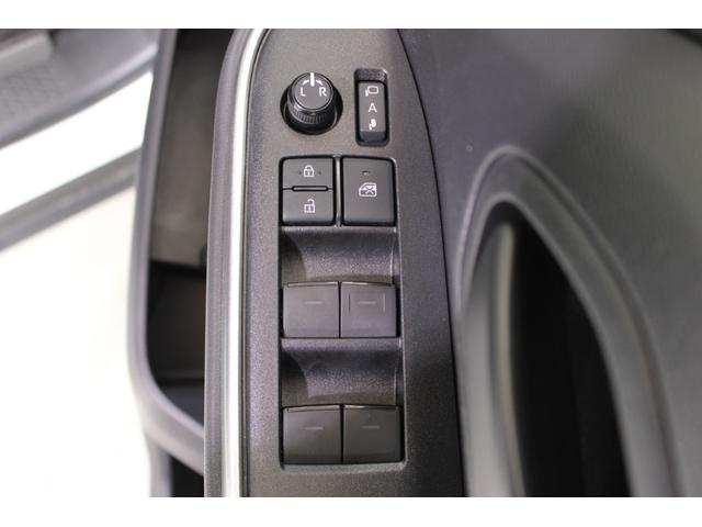 ヴォクシー Ｓ－Ｇ　禁煙車　純正ナビ　フルセグＴＶ　バックカメラ　両側電動スライドドア　レーダークルーズコントロール　ＢＬＵＥＴＯＯＴＨ接続　ＥＴＣ　電動格納ミラー　ＬＥＤヘッドライト　パーキングサポートブレーキ（56枚目）