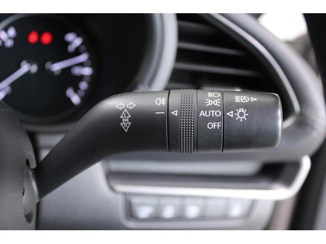 ＭＡＺＤＡ３ファストバック １５Ｓ　ブラックトーンエディション　禁煙車　純正８．８インチナビ　バックカメラ　アダプティブクルーズコントロール　ブラインドスポットモニター　リアフォグランプ　ヘッドアップディスプレイ　ＥＴＣ　Ｂｌｕｅｔｏｏｔｈ　ヒーテッドドアミラー（50枚目）