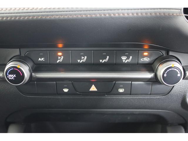 ＭＡＺＤＡ３ファストバック １５Ｓ　ブラックトーンエディション　禁煙車　純正８．８インチナビ　バックカメラ　アダプティブクルーズコントロール　ブラインドスポットモニター　リアフォグランプ　ヘッドアップディスプレイ　ＥＴＣ　Ｂｌｕｅｔｏｏｔｈ　ヒーテッドドアミラー（58枚目）