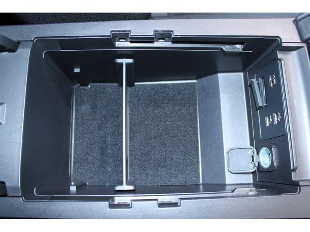 ＭＡＺＤＡ３ファストバック １５Ｓ　ブラックトーンエディション　禁煙車　純正８．８インチナビ　バックカメラ　アダプティブクルーズコントロール　ブラインドスポットモニター　リアフォグランプ　ヘッドアップディスプレイ　ＥＴＣ　Ｂｌｕｅｔｏｏｔｈ　ヒーテッドドアミラー（62枚目）