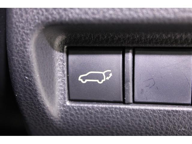 ハリアーハイブリッド Ｚ　禁煙車　ＪＢＬサウンド　純正１２．３型ナビ　ＯＰ全周囲カメラ　フルセグＴＶ　トヨタセーフティセンス　デジタルインナーミラー　レーダークルーズ　ヘッドアップディスプレイ　ブラインドスポットモニター（5枚目）
